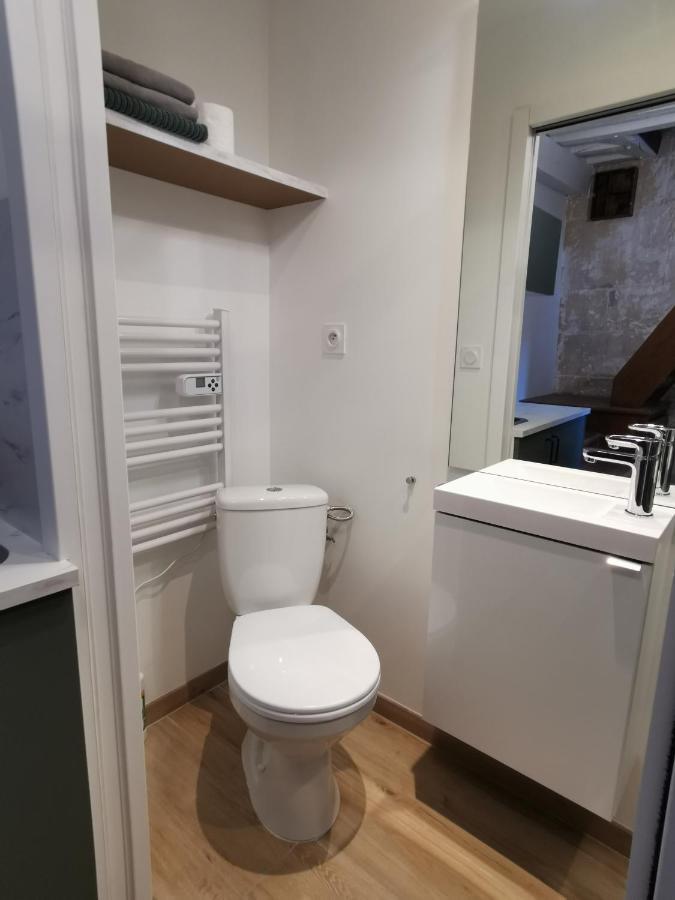 Studio En Duplex Dans Un Hotel Particulier Caen Exterior photo
